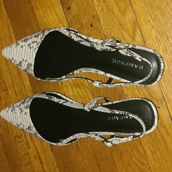 Shoes - Picture 3 of 4